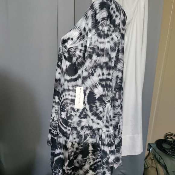 Bobbie Brooks - Beautiful Tie Dyed Tunic / Top - Picture 4 of 8